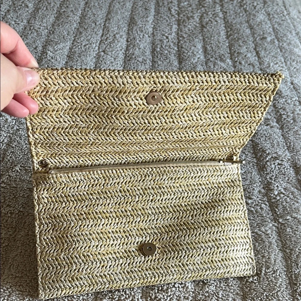 Dior Natural Straw Chain Clutch( GWP) - Picture 3 of 7